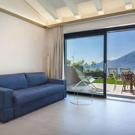 Villa Divina-Apt Armonia-Con Piscina E Vista Lago Кастелето ди Бренцоне Екстериор снимка