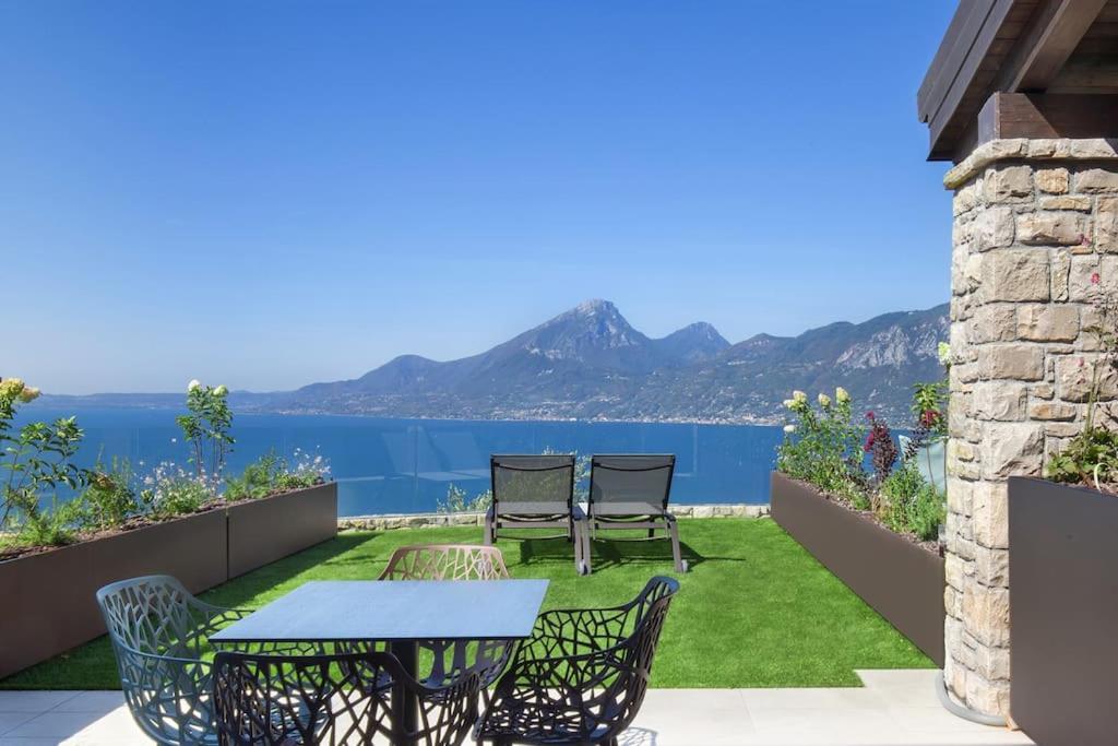 Villa Divina-Apt Armonia-Con Piscina E Vista Lago Кастелето ди Бренцоне Екстериор снимка